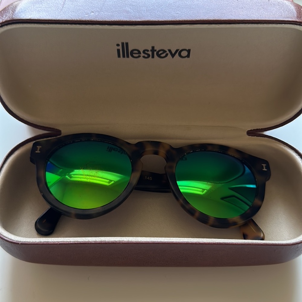 Illesteva Leonard sunglasses